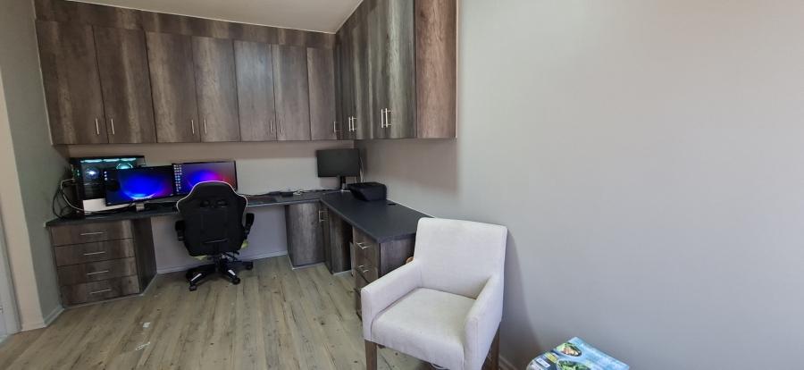 3 Bedroom Property for Sale in Noordkruin Gauteng
