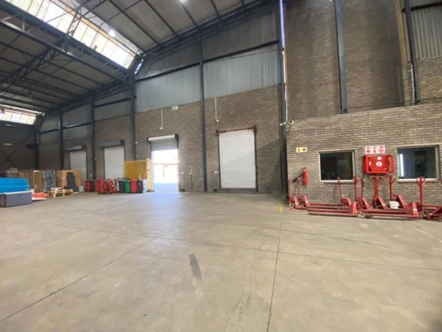 To Let Commercial Property for Rent in Randjespark Gauteng