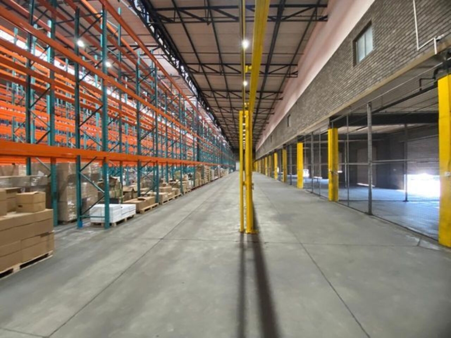 To Let Commercial Property for Rent in Randjespark Gauteng