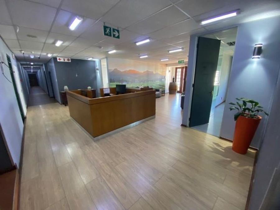 To Let Commercial Property for Rent in Randjespark Gauteng