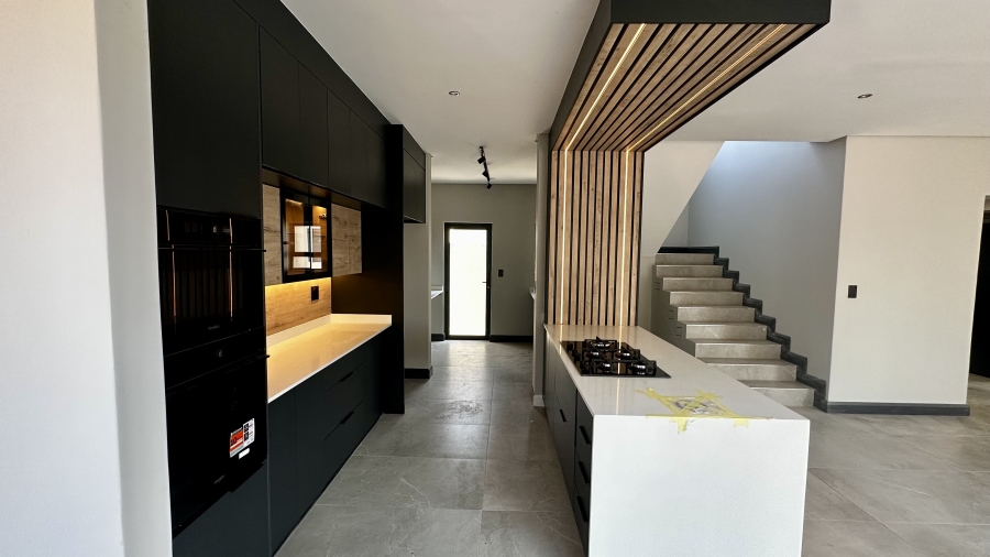 4 Bedroom Property for Sale in Fountainbrook Estate Gauteng