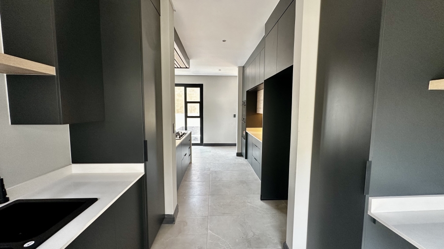 4 Bedroom Property for Sale in Fountainbrook Estate Gauteng