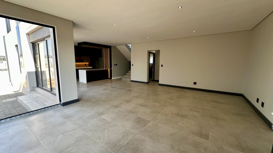4 Bedroom Property for Sale in Fountainbrook Estate Gauteng