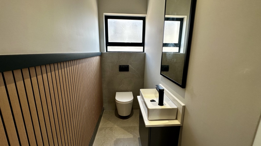 4 Bedroom Property for Sale in Fountainbrook Estate Gauteng
