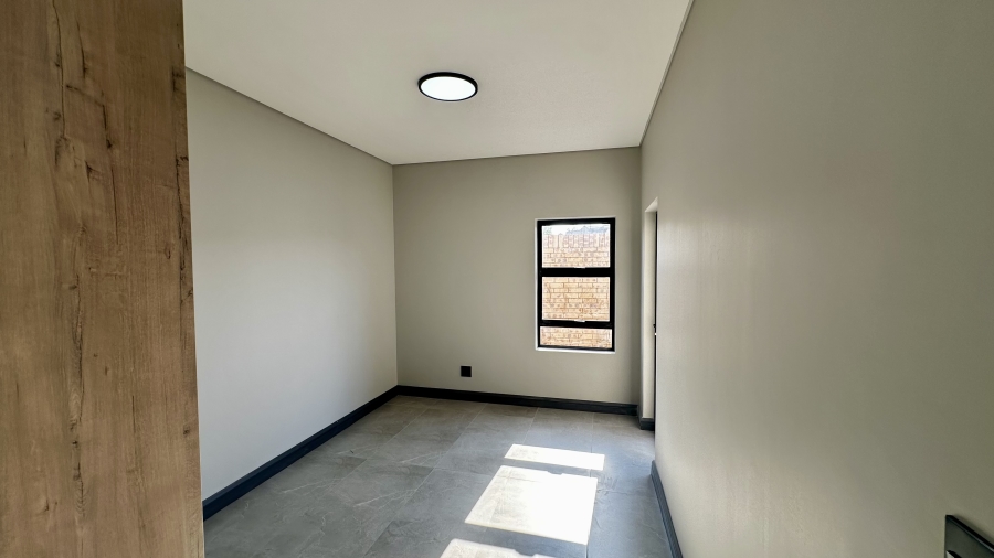4 Bedroom Property for Sale in Fountainbrook Estate Gauteng