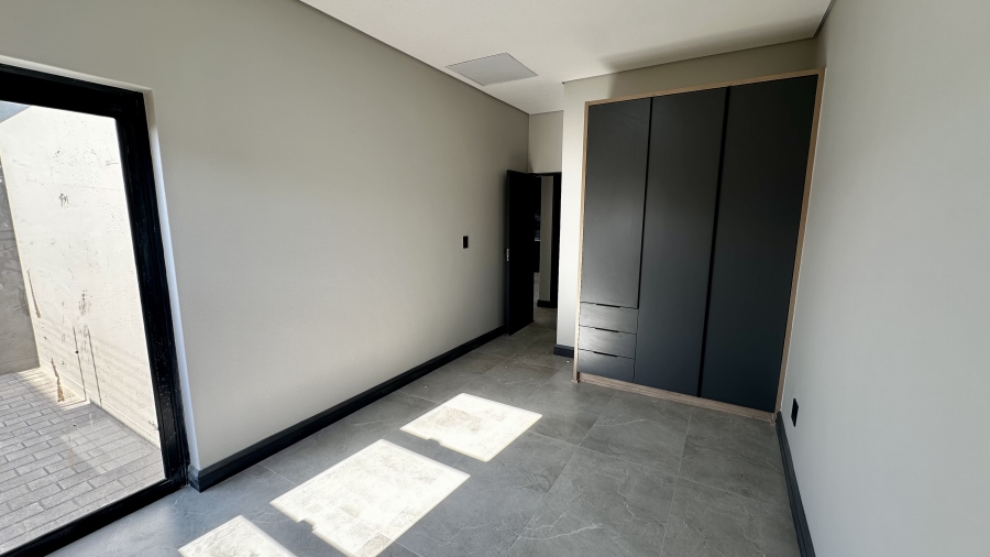 4 Bedroom Property for Sale in Fountainbrook Estate Gauteng