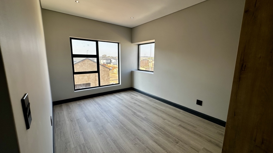 4 Bedroom Property for Sale in Fountainbrook Estate Gauteng