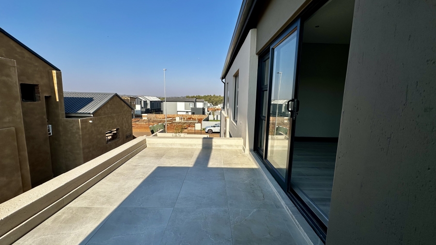 4 Bedroom Property for Sale in Fountainbrook Estate Gauteng