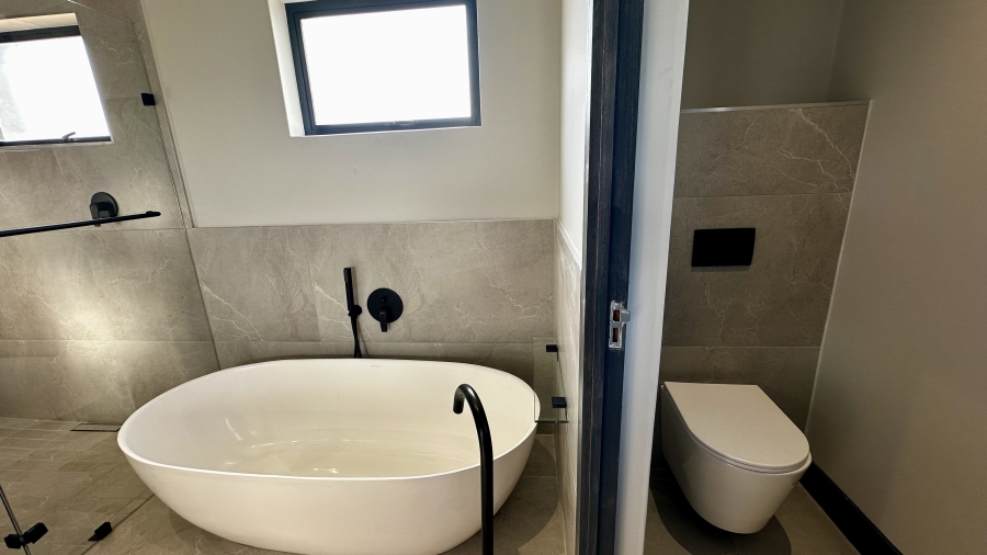 4 Bedroom Property for Sale in Fountainbrook Estate Gauteng