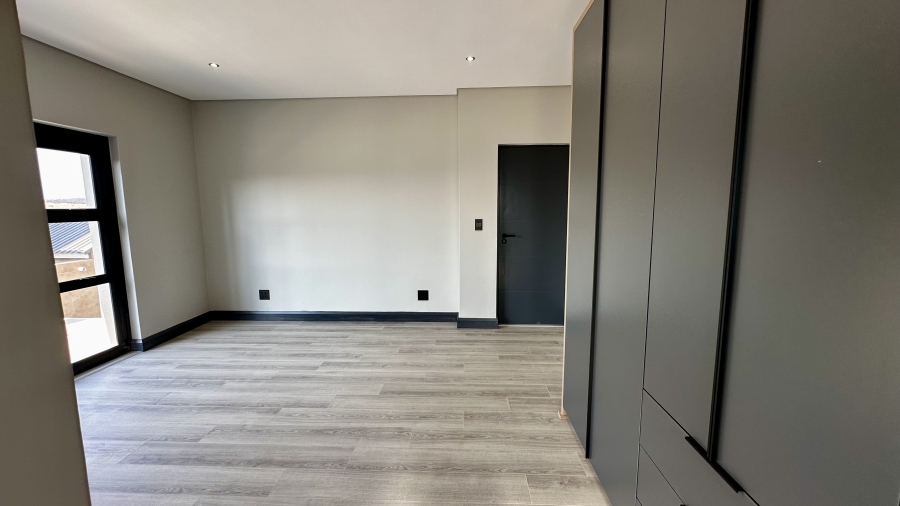 4 Bedroom Property for Sale in Fountainbrook Estate Gauteng
