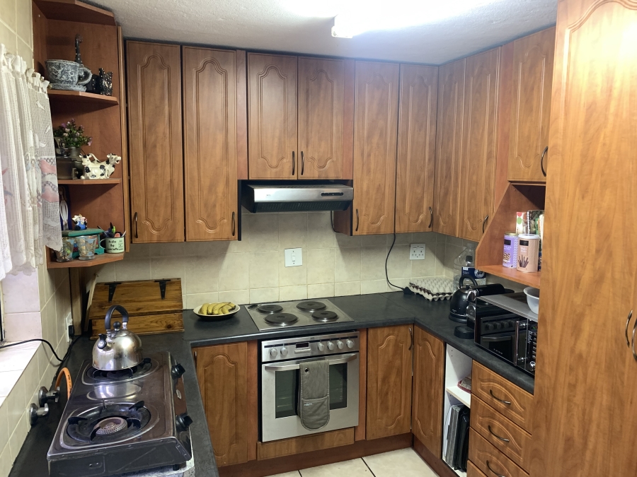 2 Bedroom Property for Sale in Wonderboom Gauteng