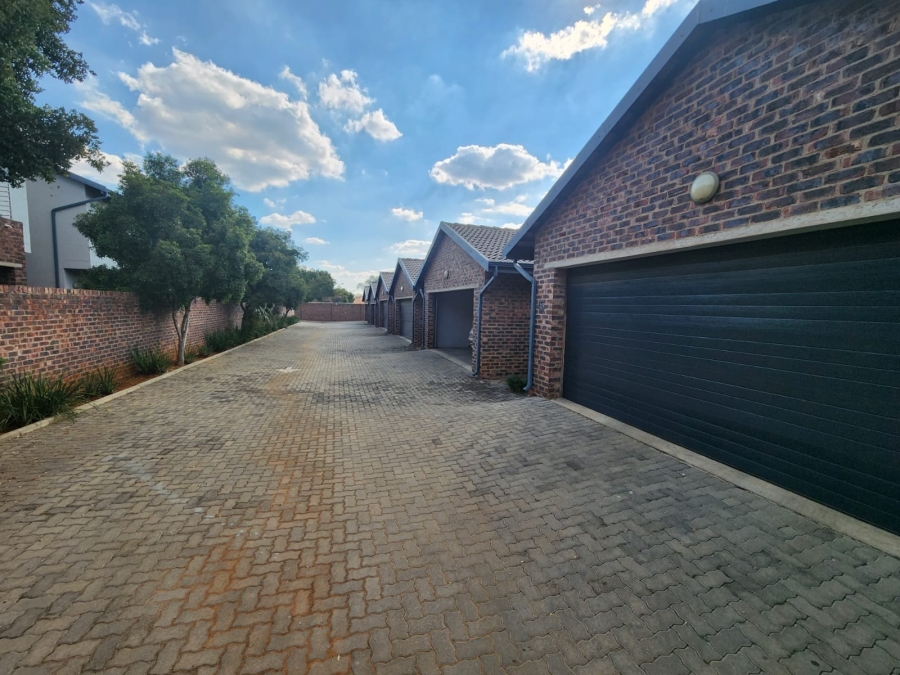 3 Bedroom Property for Sale in Doornpoort Gauteng