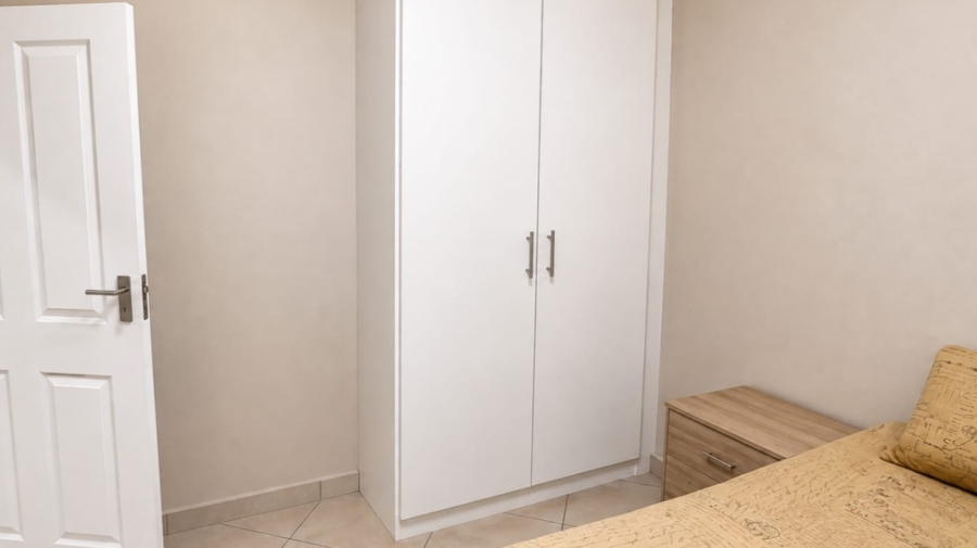 2 Bedroom Property for Sale in Albertsdal Gauteng