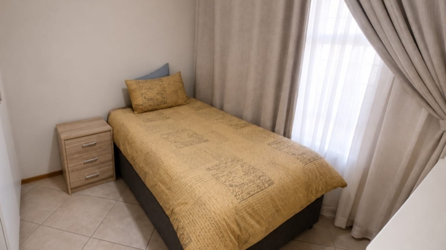 2 Bedroom Property for Sale in Albertsdal Gauteng