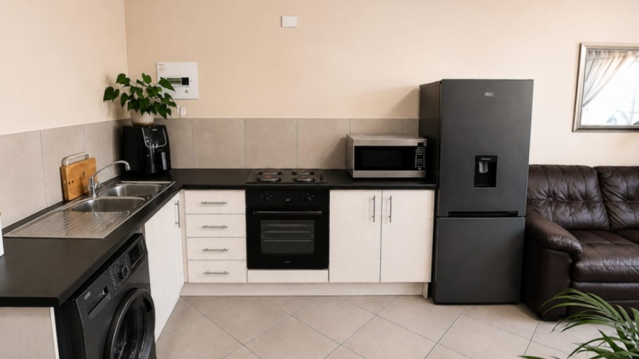 2 Bedroom Property for Sale in Albertsdal Gauteng