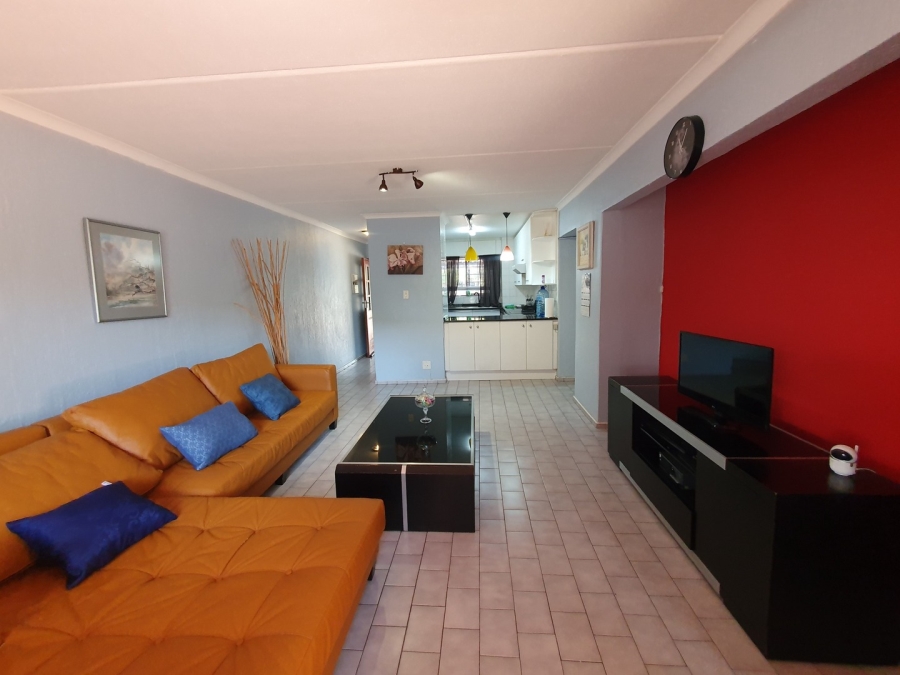 To Let 2 Bedroom Property for Rent in Sunninghill Gauteng