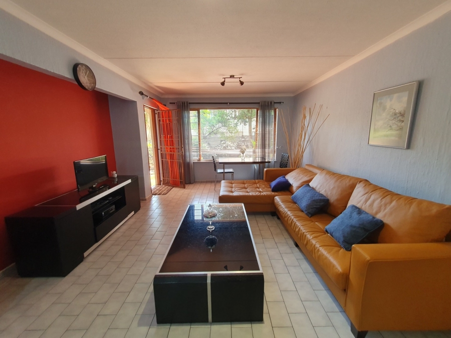 To Let 2 Bedroom Property for Rent in Sunninghill Gauteng