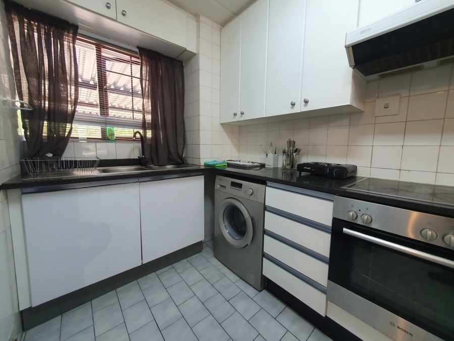 To Let 2 Bedroom Property for Rent in Sunninghill Gauteng