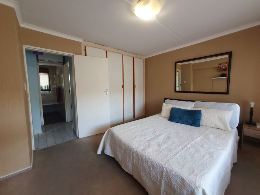 To Let 2 Bedroom Property for Rent in Sunninghill Gauteng