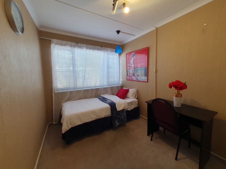 To Let 2 Bedroom Property for Rent in Sunninghill Gauteng