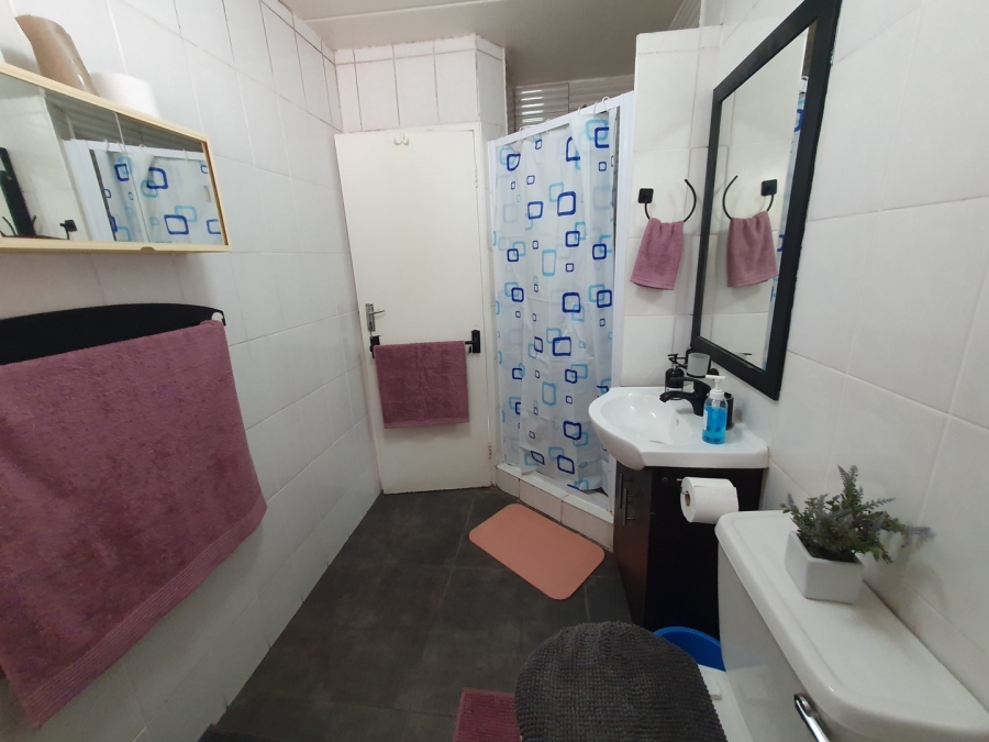 To Let 2 Bedroom Property for Rent in Sunninghill Gauteng