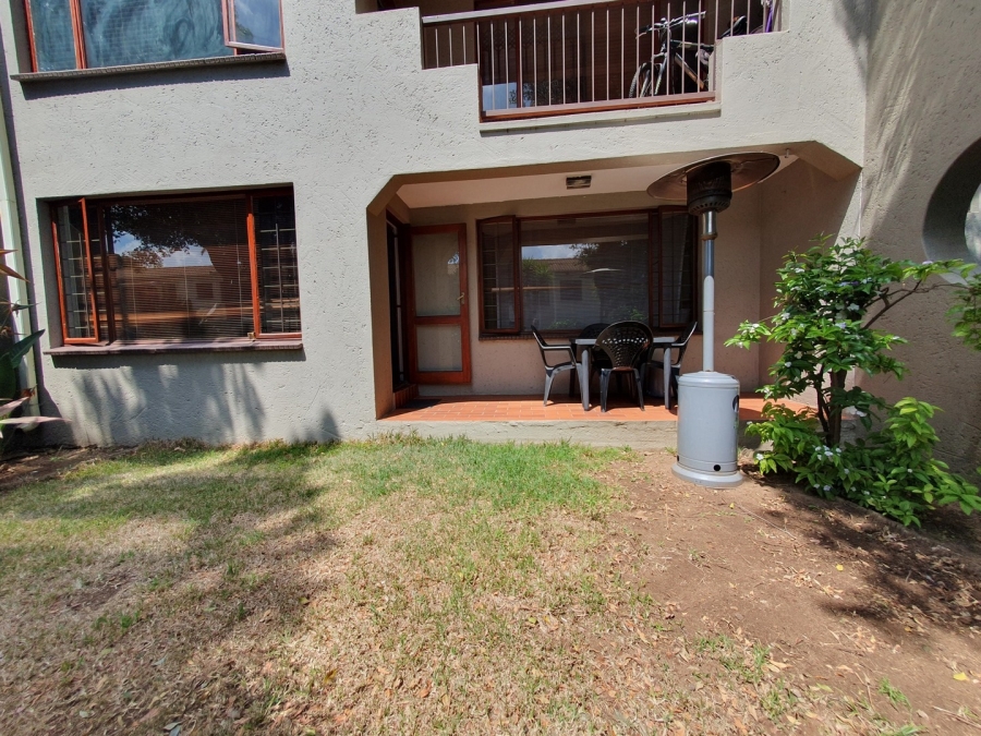 To Let 2 Bedroom Property for Rent in Sunninghill Gauteng