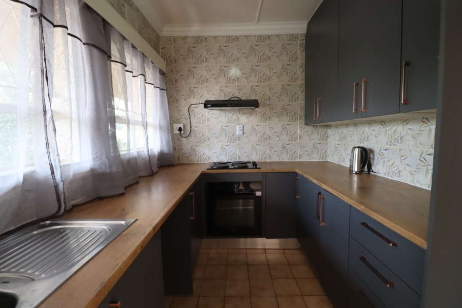 To Let 1 Bedroom Property for Rent in Ferndale Gauteng