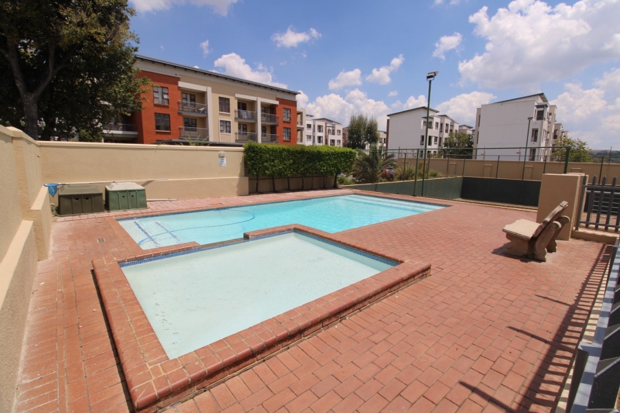 To Let 2 Bedroom Property for Rent in Ferndale Gauteng