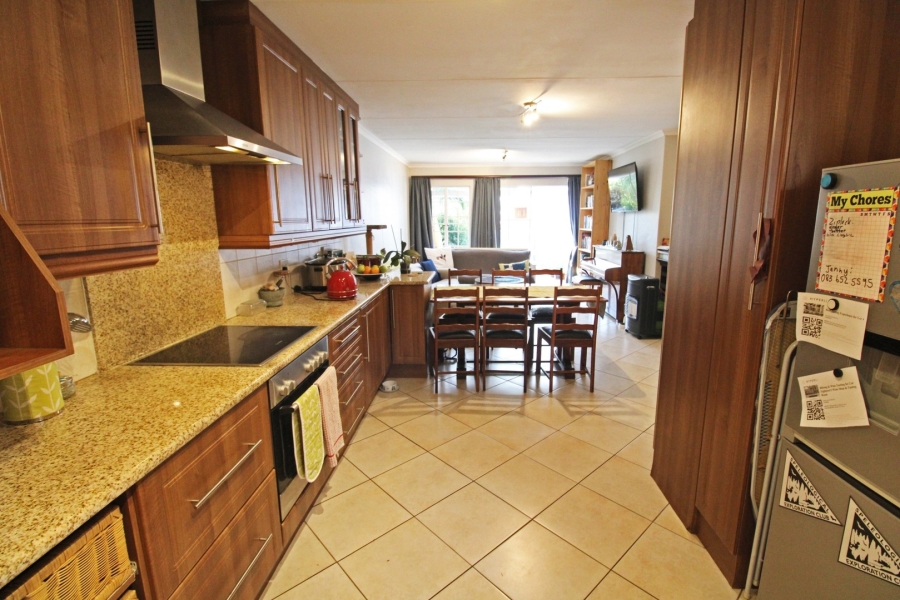 To Let 2 Bedroom Property for Rent in Robin Acres Gauteng