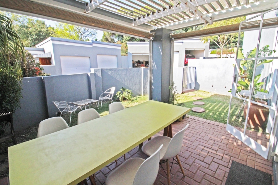 To Let 2 Bedroom Property for Rent in Robin Acres Gauteng