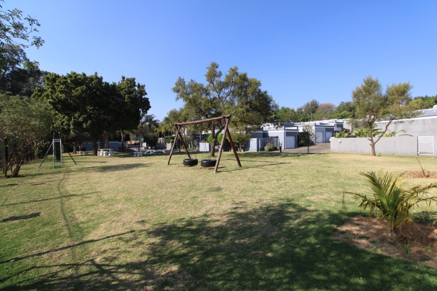 To Let 2 Bedroom Property for Rent in Robin Acres Gauteng