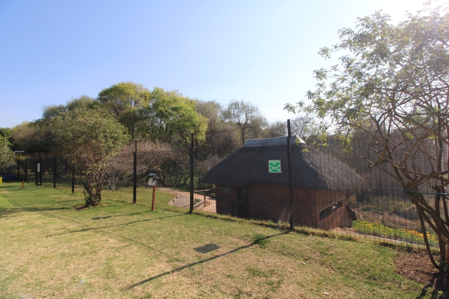 To Let 2 Bedroom Property for Rent in Robin Acres Gauteng