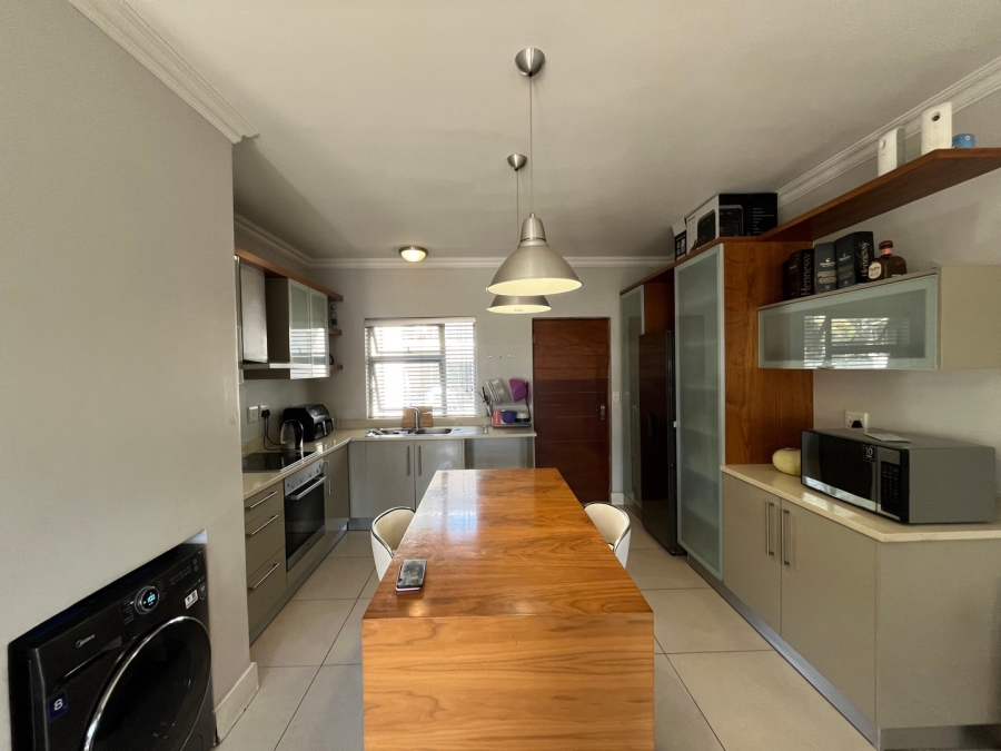 2 Bedroom Property for Sale in Wendywood Gauteng