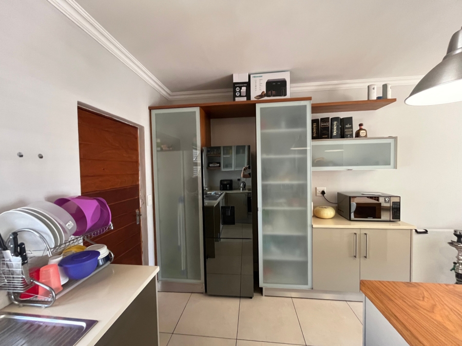 2 Bedroom Property for Sale in Wendywood Gauteng