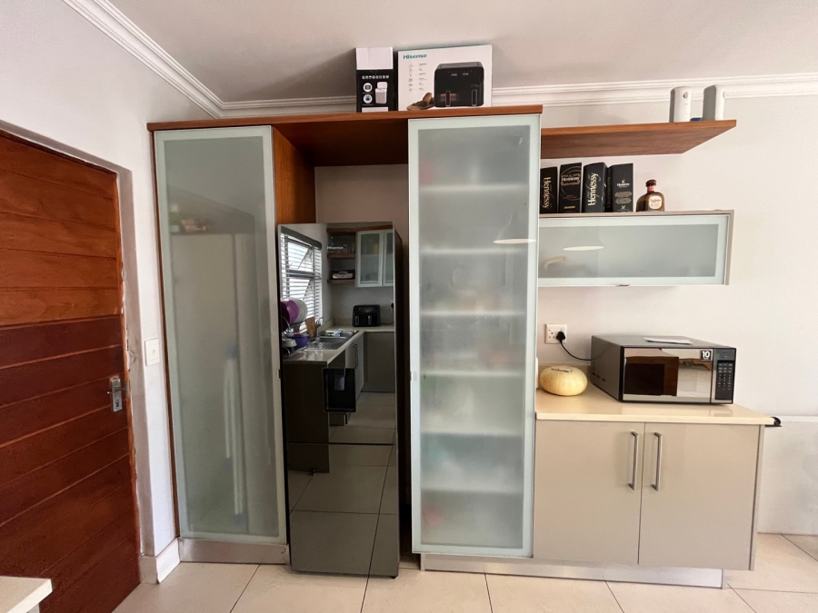 2 Bedroom Property for Sale in Wendywood Gauteng