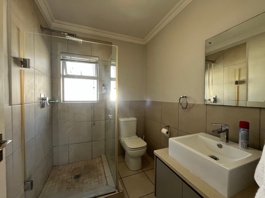 2 Bedroom Property for Sale in Wendywood Gauteng