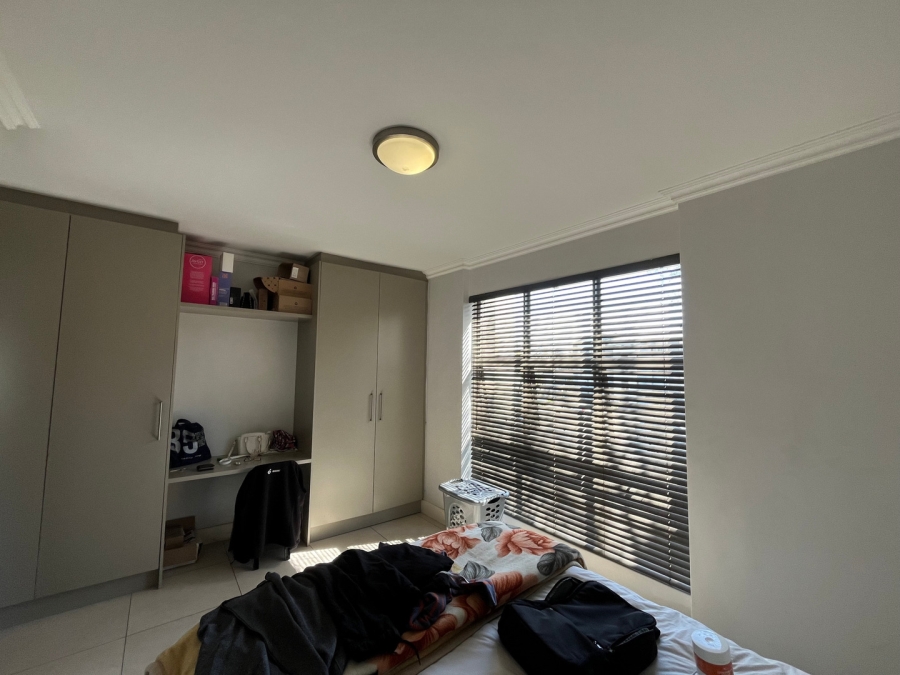 2 Bedroom Property for Sale in Wendywood Gauteng
