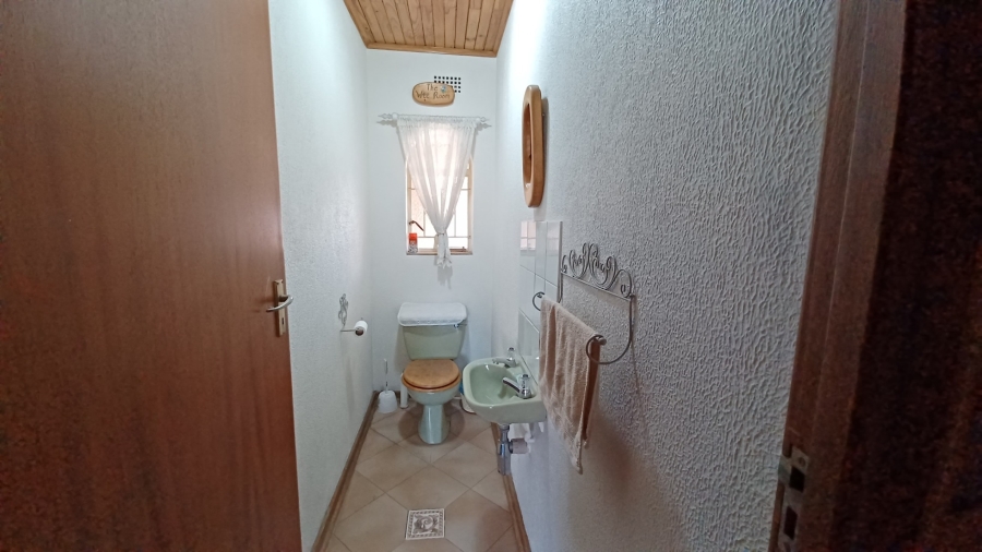 3 Bedroom Property for Sale in Vanderbijlpark SE 4 Gauteng