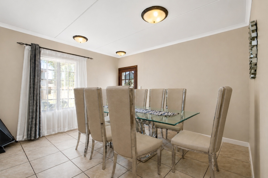 3 Bedroom Property for Sale in Broadacres Gauteng