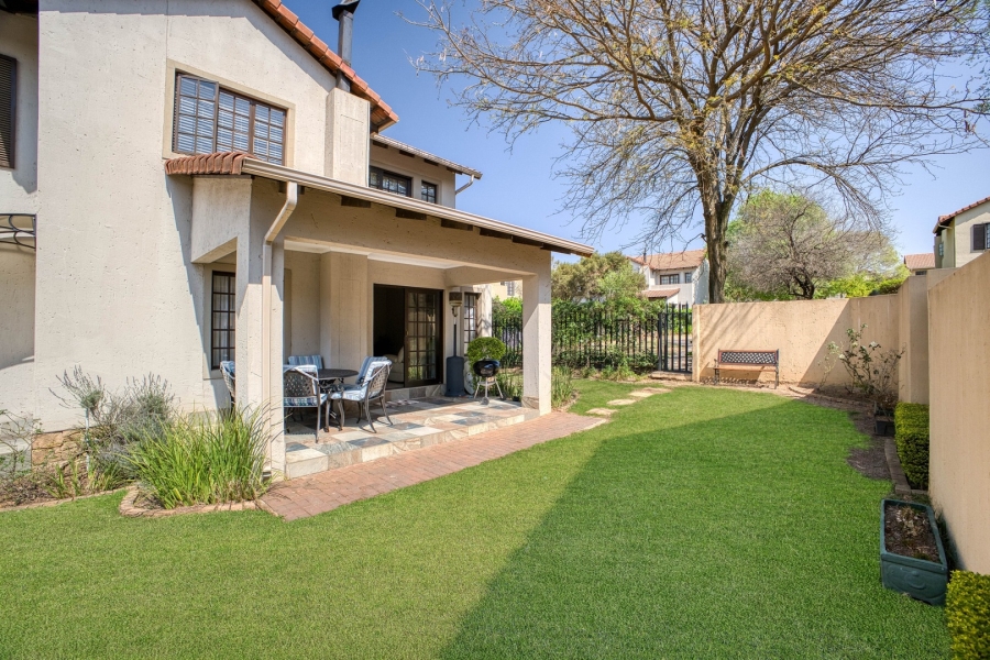 3 Bedroom Property for Sale in Broadacres Gauteng