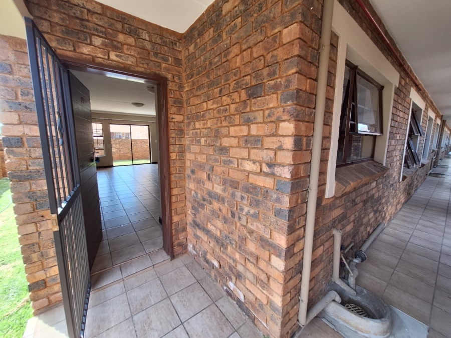 2 Bedroom Property for Sale in Montana Gauteng