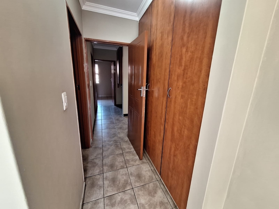 2 Bedroom Property for Sale in Montana Gauteng