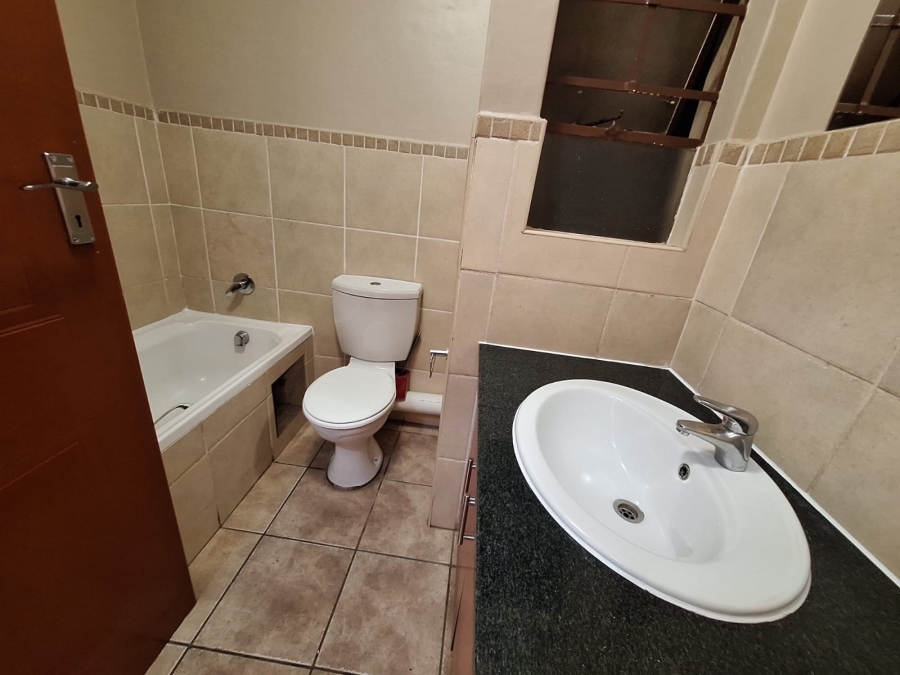 2 Bedroom Property for Sale in Montana Gauteng