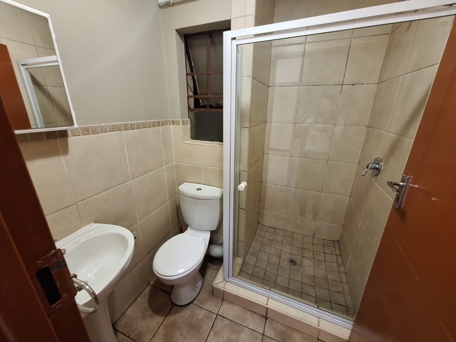 2 Bedroom Property for Sale in Montana Gauteng
