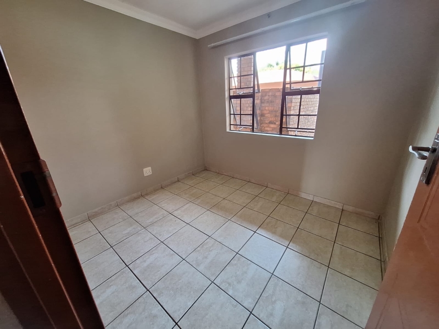 2 Bedroom Property for Sale in Montana Gauteng