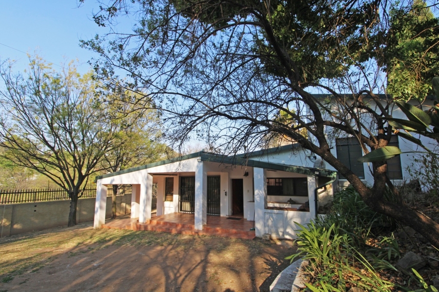 To Let 3 Bedroom Property for Rent in Bryanston East Gauteng