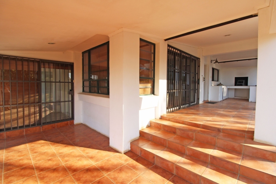 To Let 3 Bedroom Property for Rent in Bryanston East Gauteng