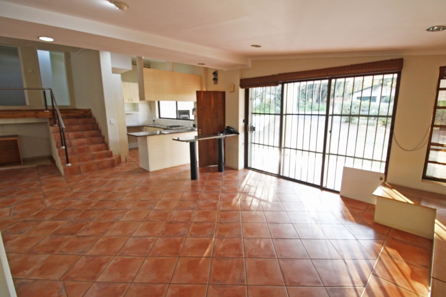 To Let 3 Bedroom Property for Rent in Bryanston East Gauteng
