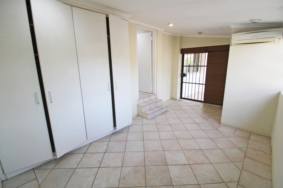 To Let 3 Bedroom Property for Rent in Bryanston East Gauteng