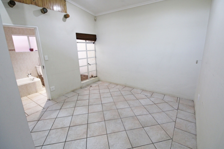 To Let 3 Bedroom Property for Rent in Bryanston East Gauteng